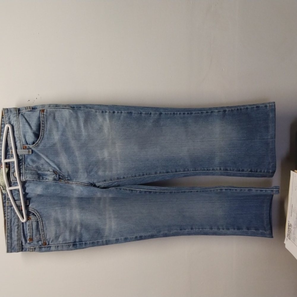 Last chance Sale! Levi's Jeans Peddle Pusher jeans, size 10